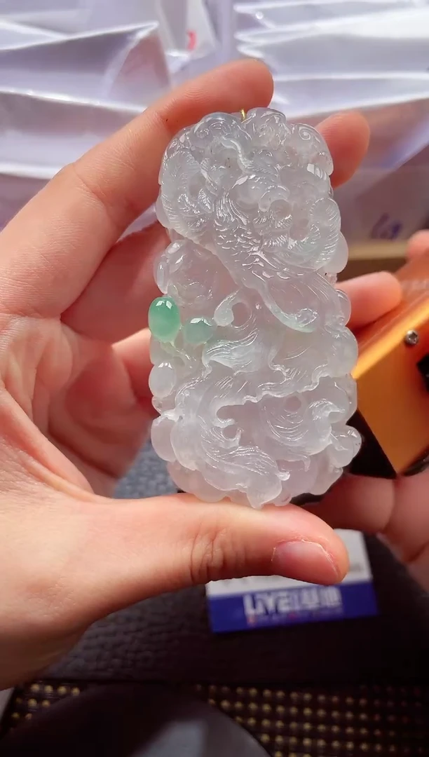 未镶嵌挂件翡翠000111