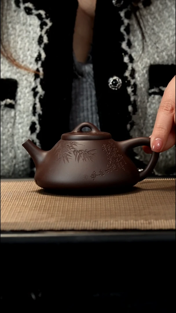 紫砂茶盏老紫泥刻绘子冶200CC