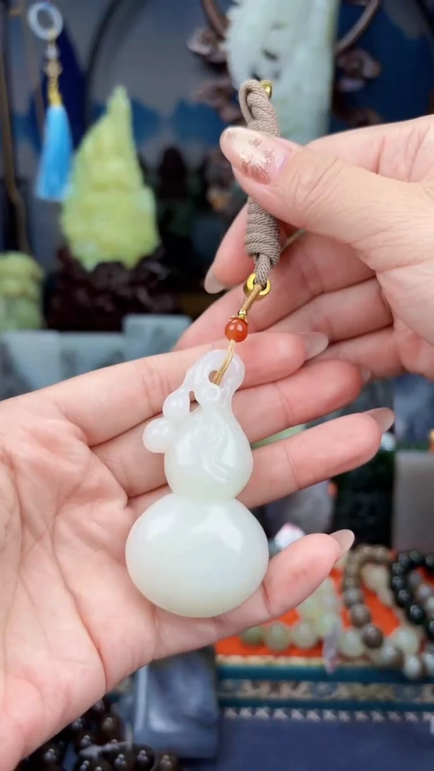 颈饰未镶嵌和田玉和田玉