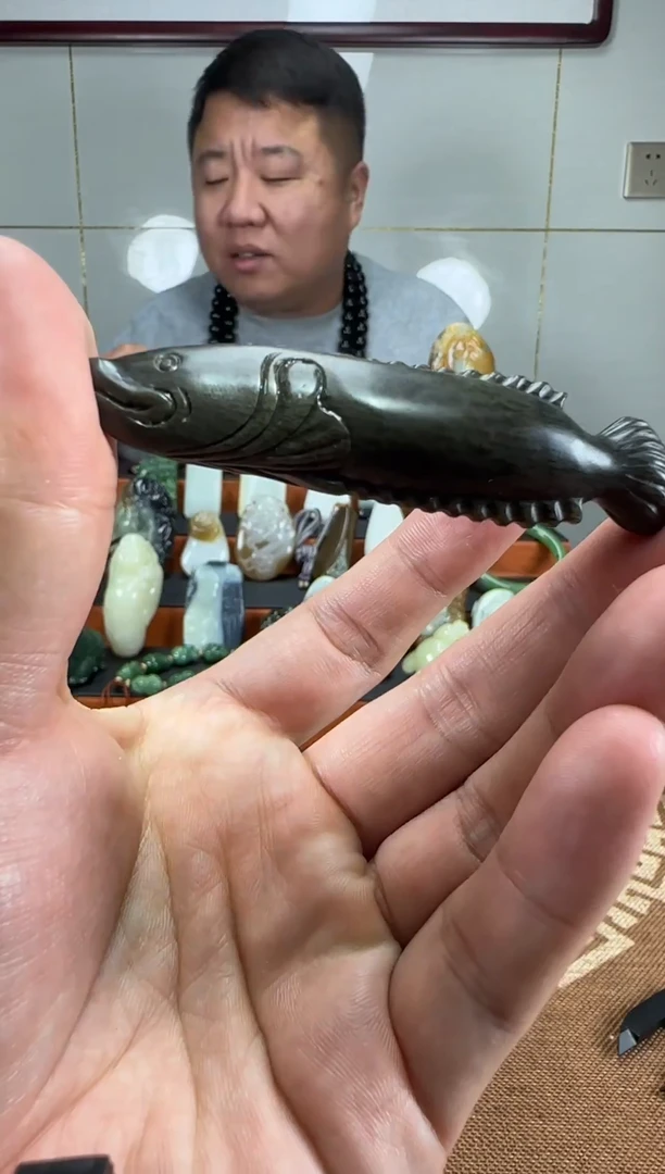 未镶嵌和田玉挂件和田玉连年有余34.2克