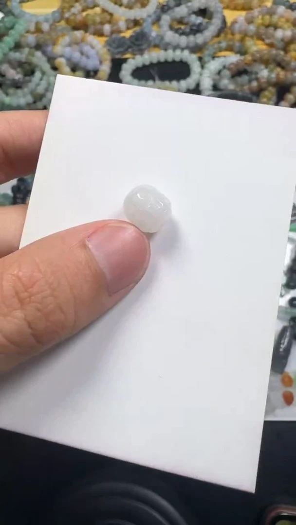 翡翠未镶嵌颈饰【闪购商品】 天然翡翠