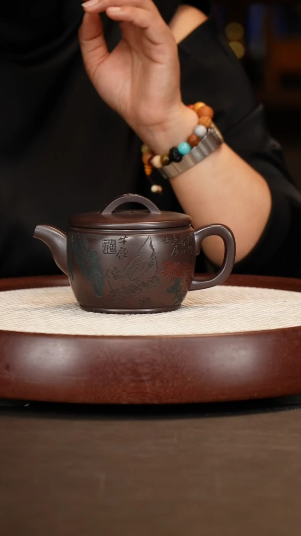 茶壶紫砂【邵映华】高黑料汉瓦+猴画260c