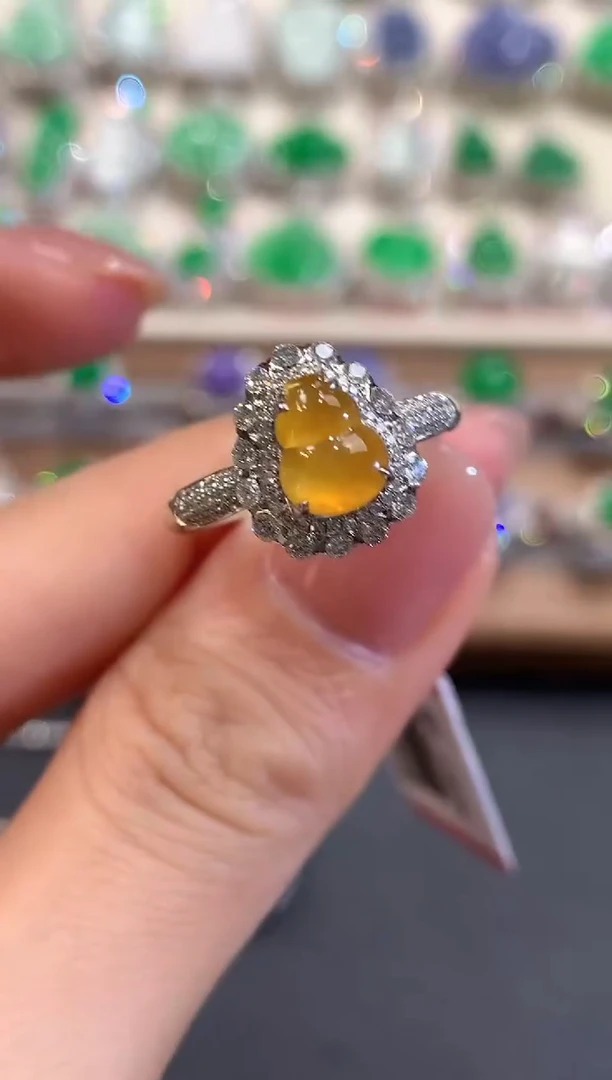 18K金镶嵌戒指翡翠a141