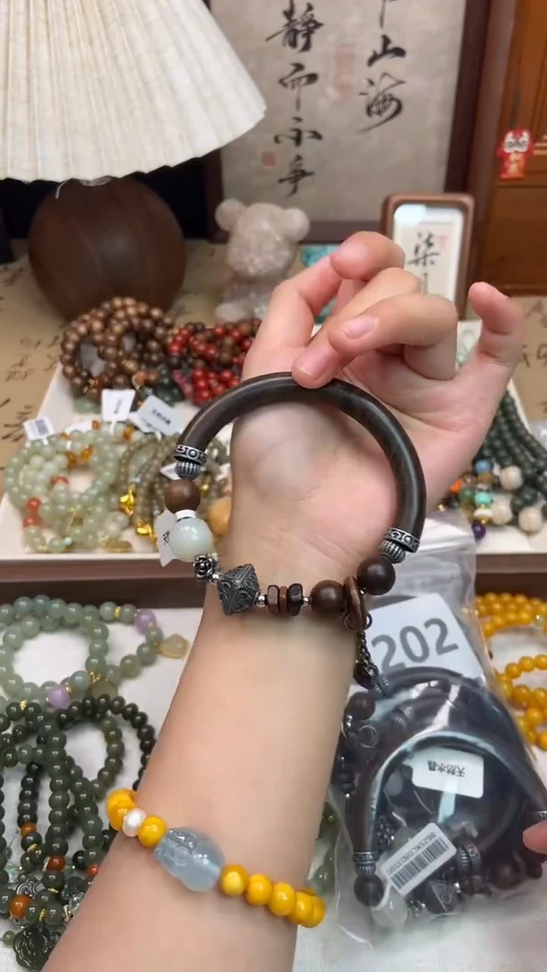 未镶嵌檀香木手串202
