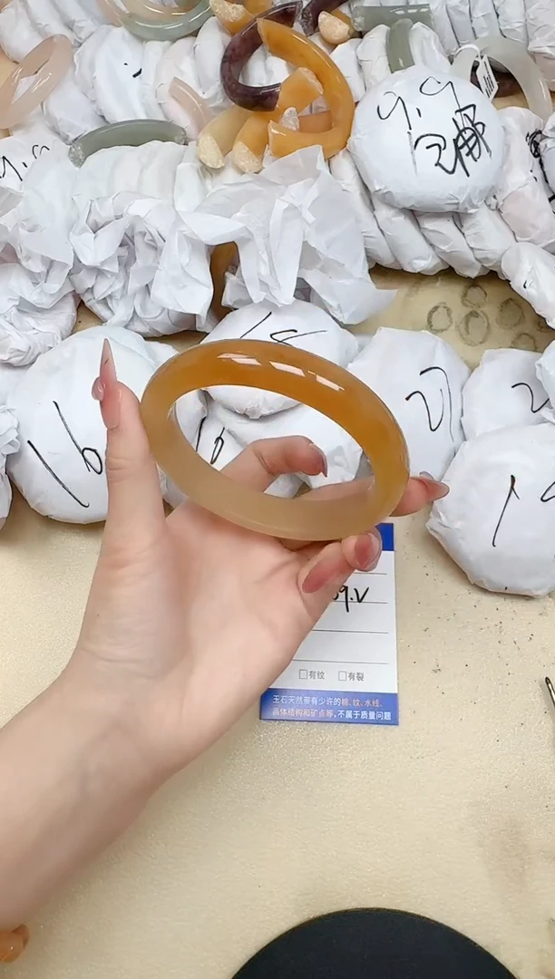 石英质玉手镯未镶嵌21/69