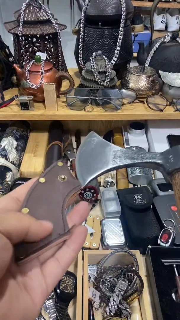 瓷片闪购商品  如图所示