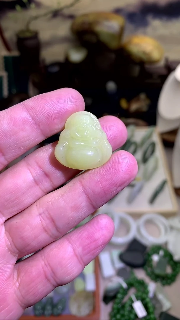 【闪购商品】和田玉颈饰未镶嵌黄口佛