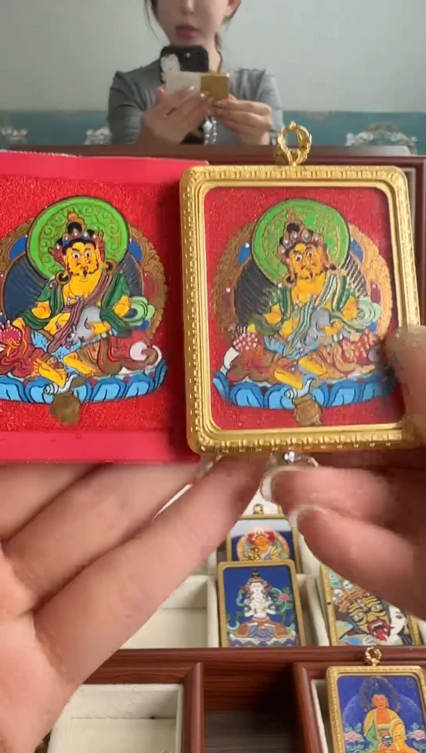 【闪购商品】吊坠纯手绘黄财神唐卡