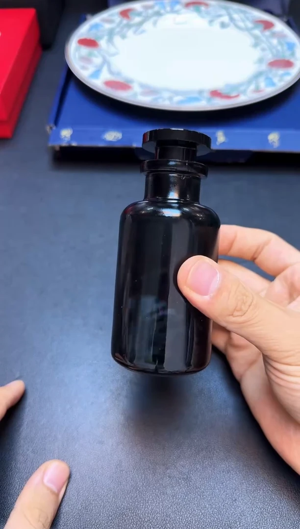 瓷片全新正品一件不留@@WE1009