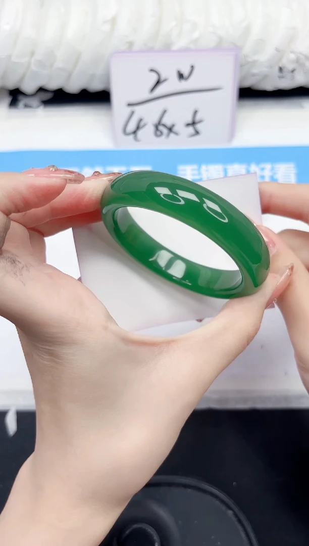 未镶嵌手镯石英质玉153-56