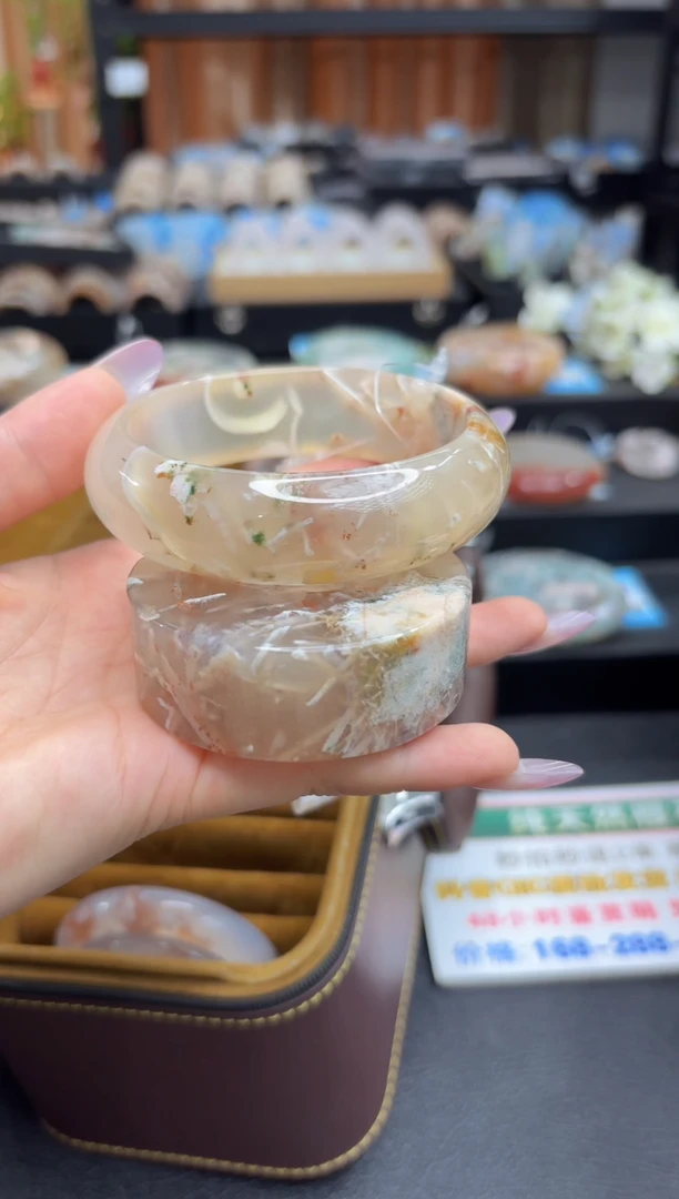 未镶嵌手镯石英质玉A494(62圈赠送镯心)