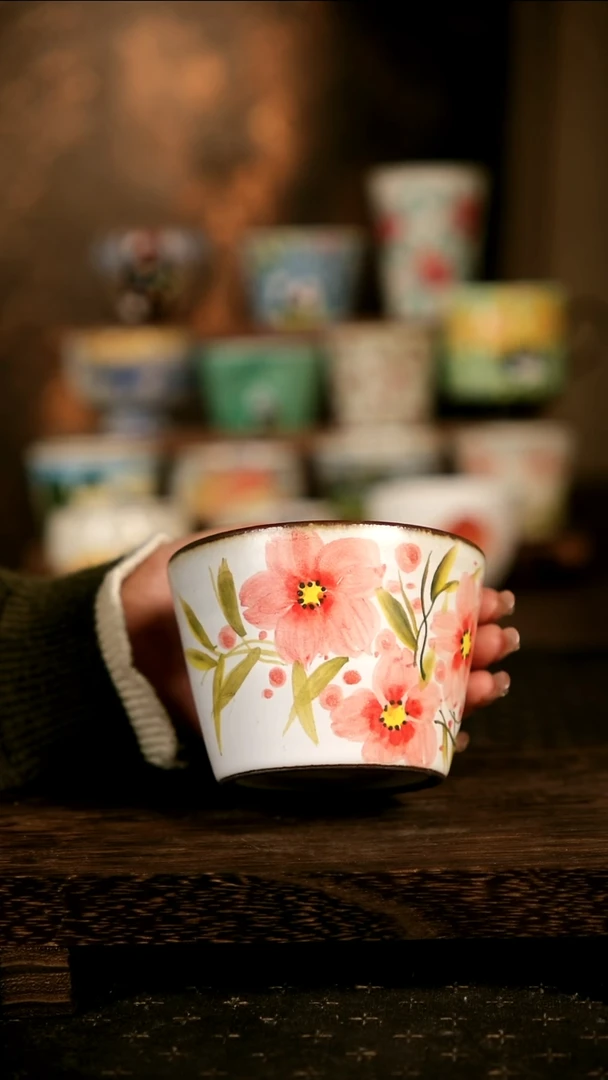 瓷釉下彩手绘杯 260cc