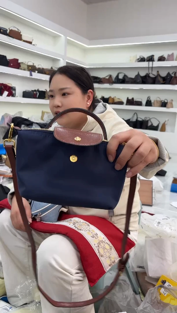 织物琪老板女包超好看商品图片下单