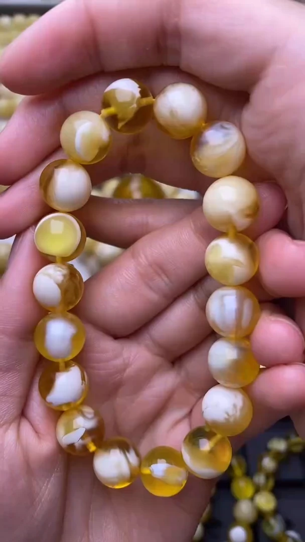 未镶嵌琥珀裸石蜜蜡.1