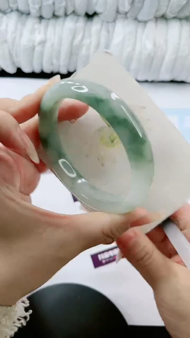 【闪购商品】石英质玉手镯未镶嵌多样性发货F571-64