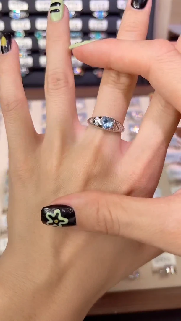 海蓝宝石戒指银S925镶嵌0000