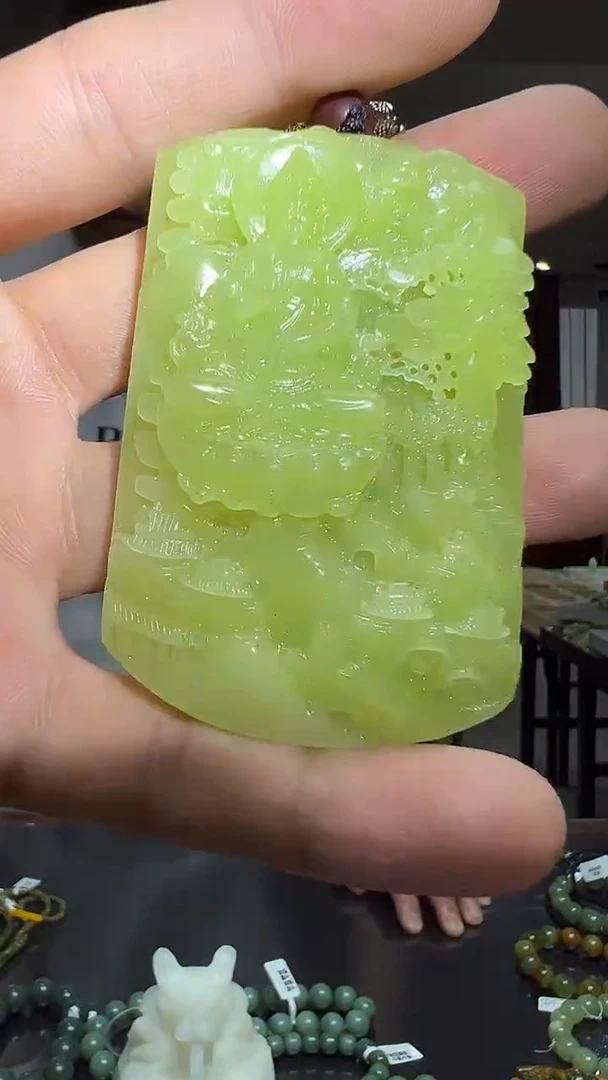 未镶嵌和田玉挂件山水观音