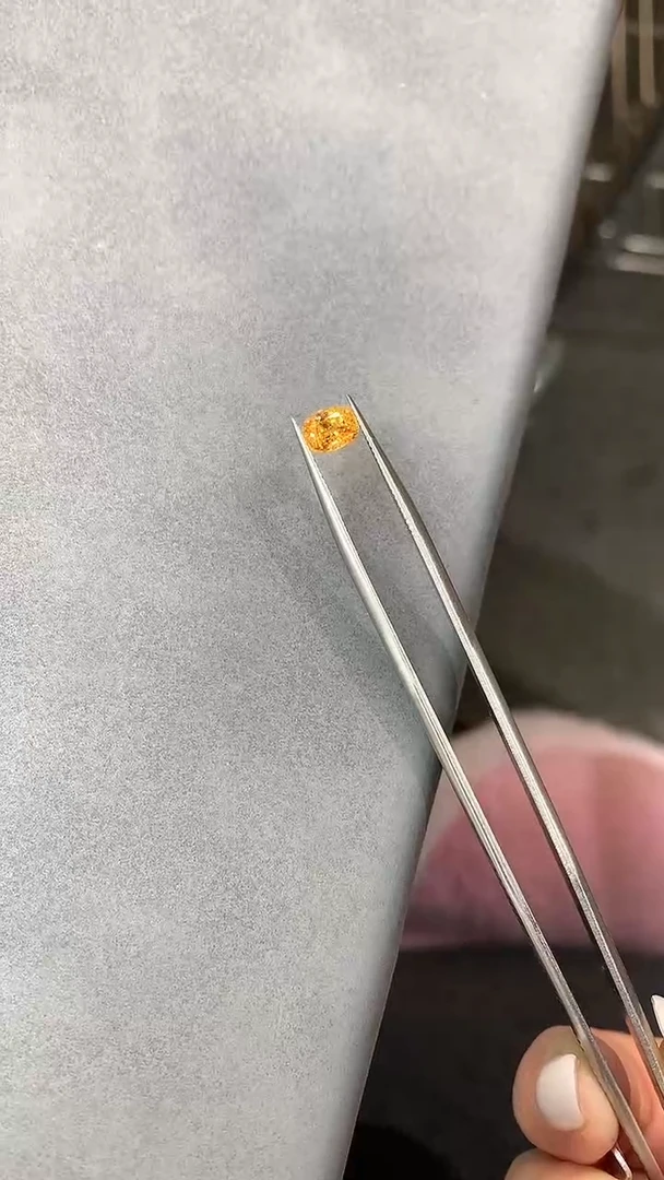 未镶嵌裸石石榴石（芬达石）芬达石裸石1.01ct