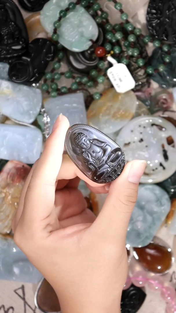 玛瑙/玉髓吊坠(不含链)未镶嵌  冰曜石佛牌