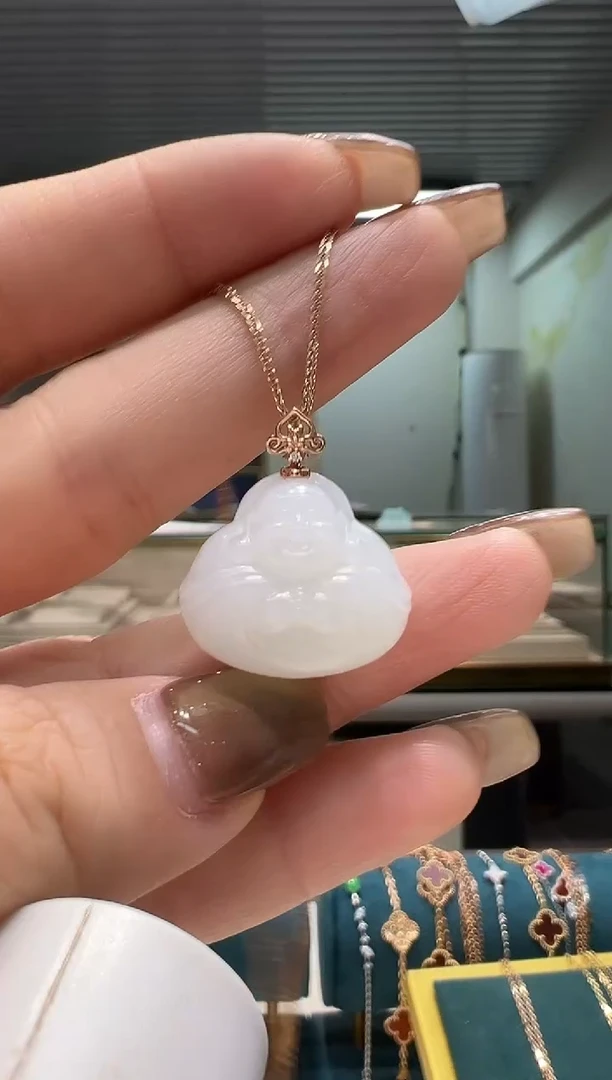 吊坠(不含链)18K金镶嵌和田玉抱抱佛吊坠