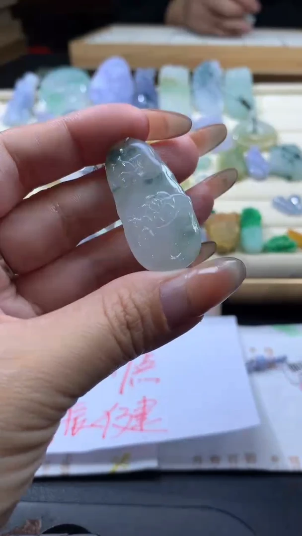 【闪购商品】定制翡翠未镶嵌翡翠