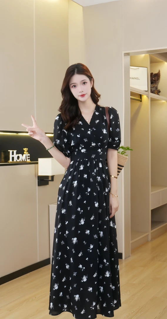 【黑糖珍珠】2025夏季新款碎花法式气质显瘦高级感中长款连衣裙