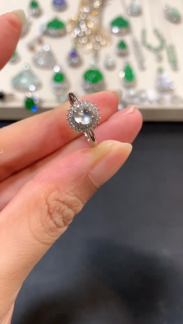 翡翠戒指18K金镶嵌b62