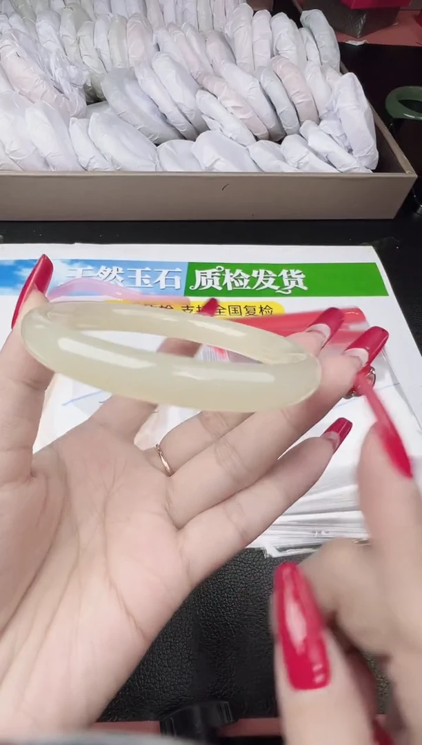 未镶嵌手镯石英质玉圈口60 61