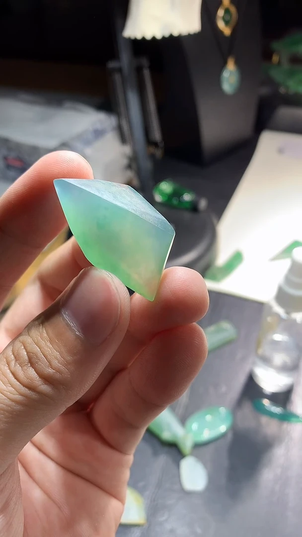 未镶嵌定制翡翠材料