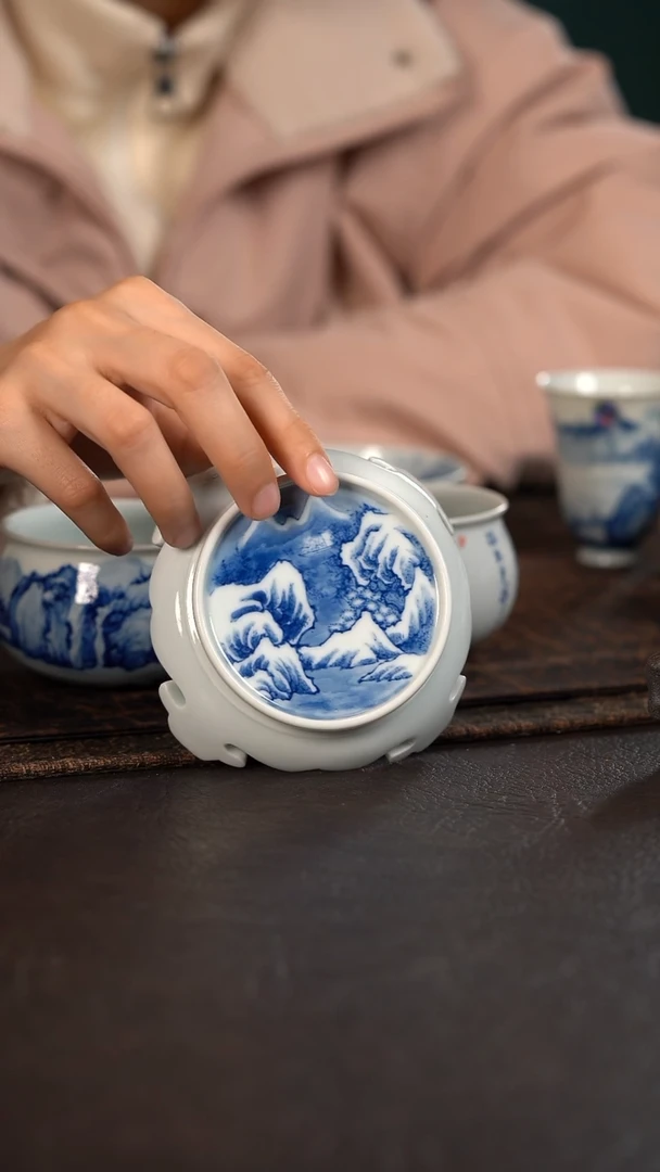 【闪购商品】杯HLX陶瓷雪景小板凳