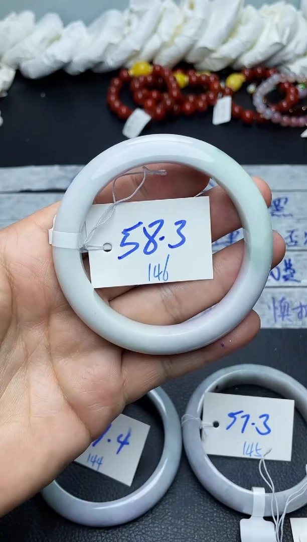 未镶嵌手镯翡翠146