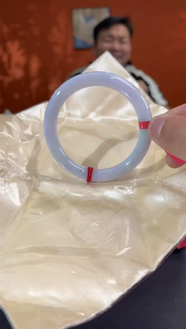 未镶嵌手镯翡翠58