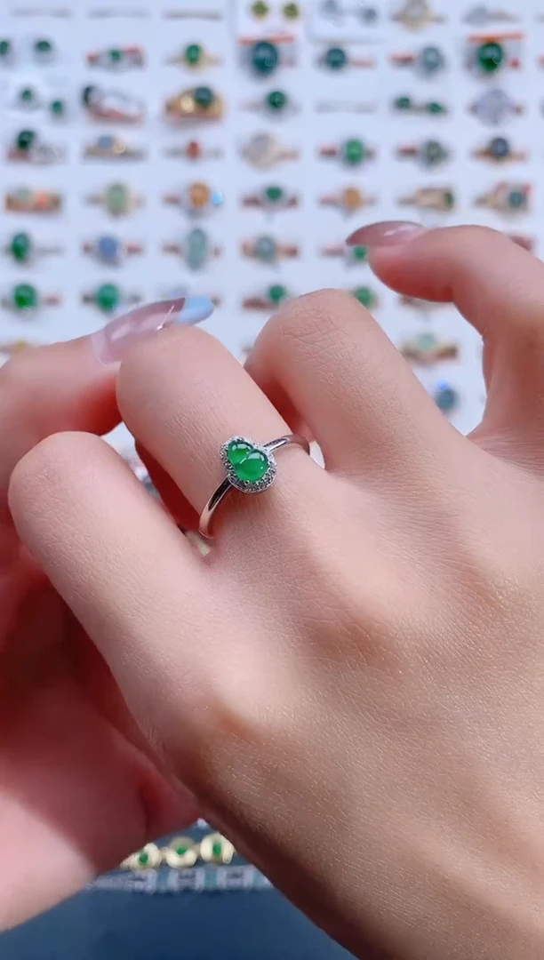 翡翠戒指银S925镶嵌天然翡翠