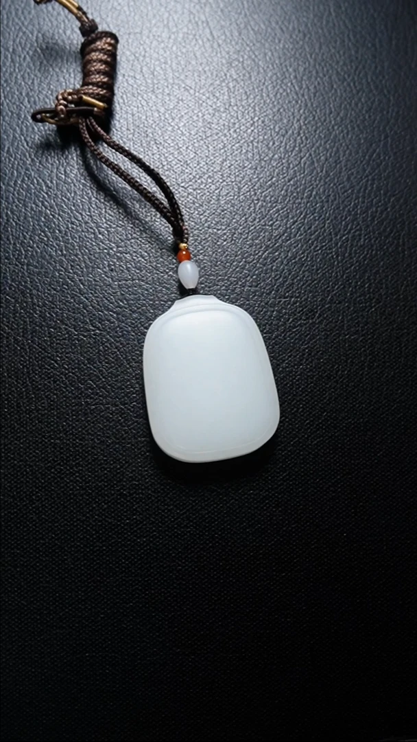 【闪购商品】和田玉颈饰未镶嵌无事牌