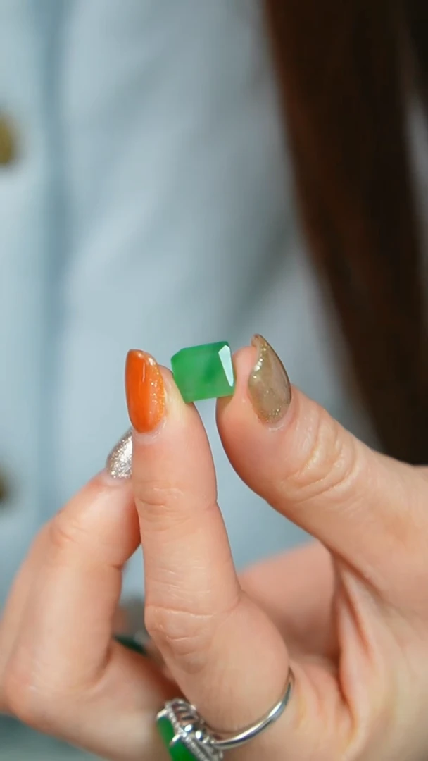 【闪购商品】翡翠挂件未镶嵌73号-裸石/姿/L