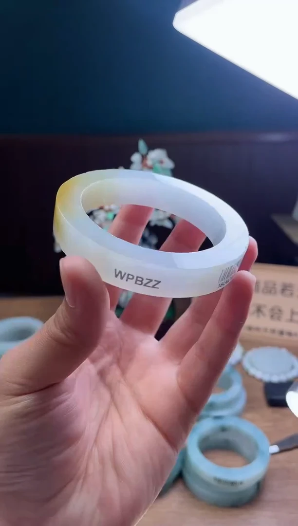 【闪购商品】定制翡翠手镯未镶嵌定制