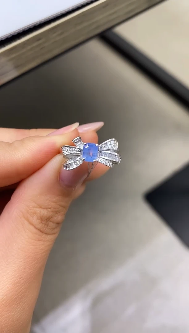 戒指蓝宝石银S925镶嵌天然蓝宝石戒指