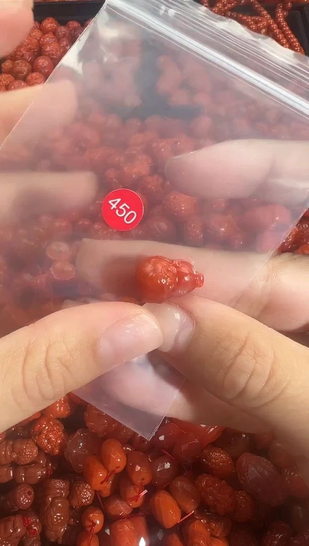 颈饰未镶嵌南红玛瑙1