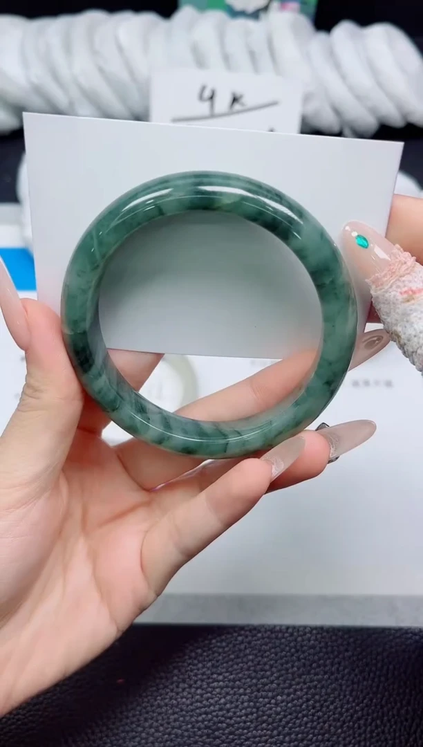 石英质玉手镯未镶嵌50-58