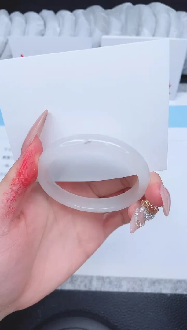 未镶嵌手镯石英质玉158-51.1