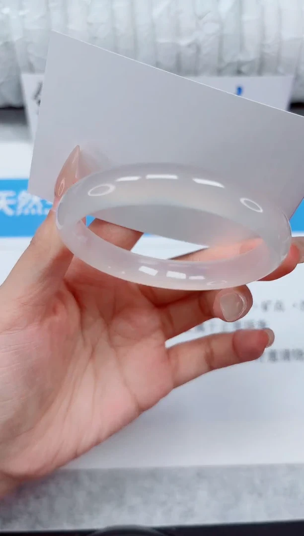 未镶嵌手镯石英质玉217-55白