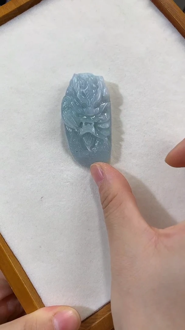 颈饰未镶嵌翡翠吊坠