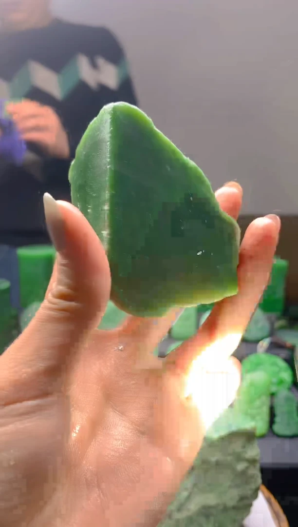 未镶嵌和田玉珠宝半成品1