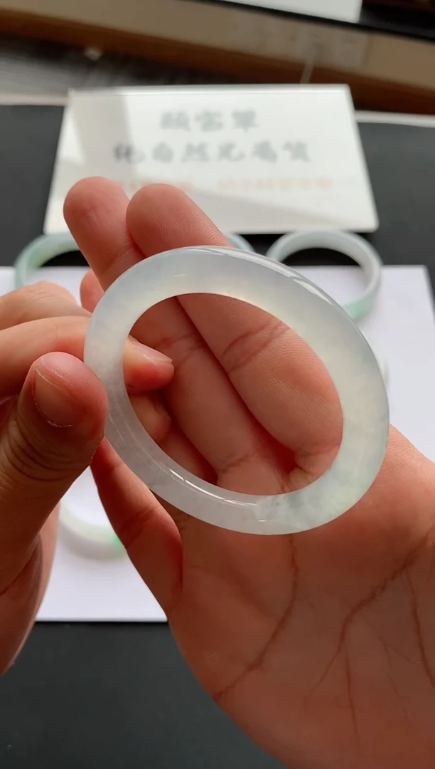 【闪购商品】翡翠手镯未镶嵌46号50.8*8.6*8.7圆条