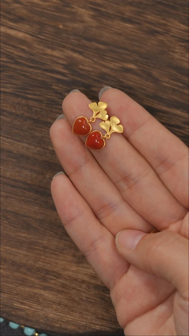 南红玛瑙耳钉银S925镶嵌1