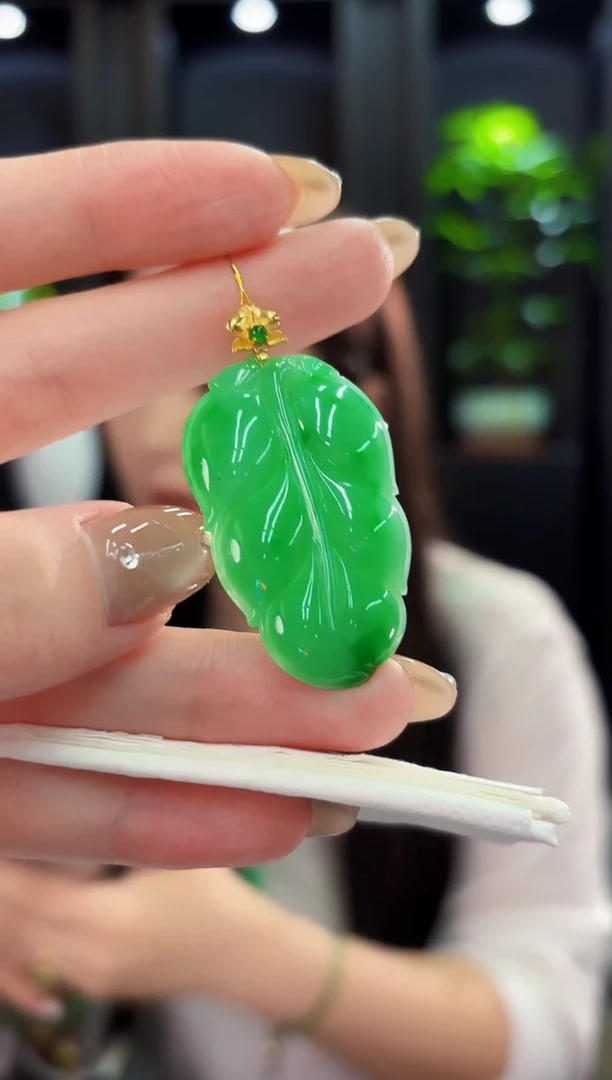 翡翠18K金镶嵌颈饰 缅料A货/支持复检/一件