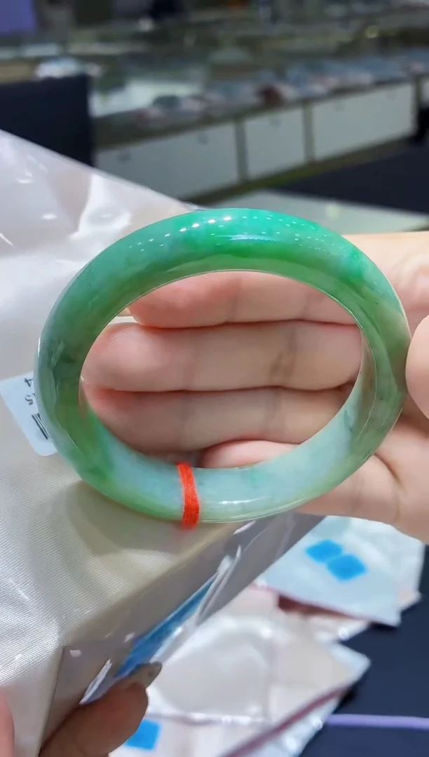 未镶嵌手镯翡翠翡翠手镯54