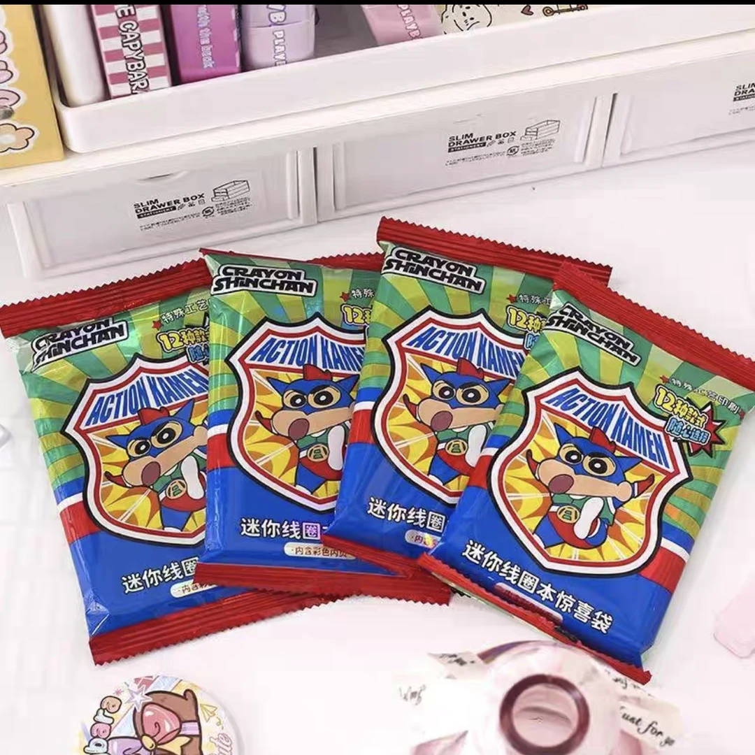 麦和创意卡通可爱蜡笔小新迷你线圈本惊喜袋随身笔记本