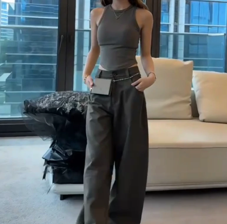 2025夏季新款网红同款洋气减龄韩版爆款上衣宽松裤子女乖