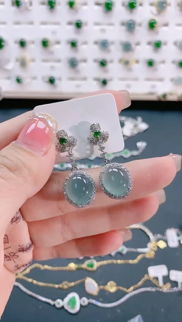 【闪购商品】翡翠耳饰银S925镶嵌天然翡翠